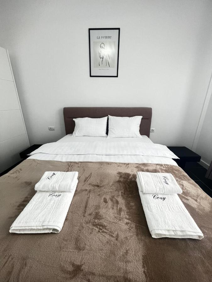 Marvellous Aparthotel With Master Apartments Suceava Bagian luar foto